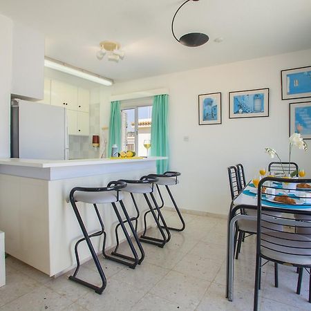 Protaras Holiday Suite Annie Екстер'єр фото