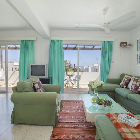 Protaras Holiday Suite Annie Екстер'єр фото