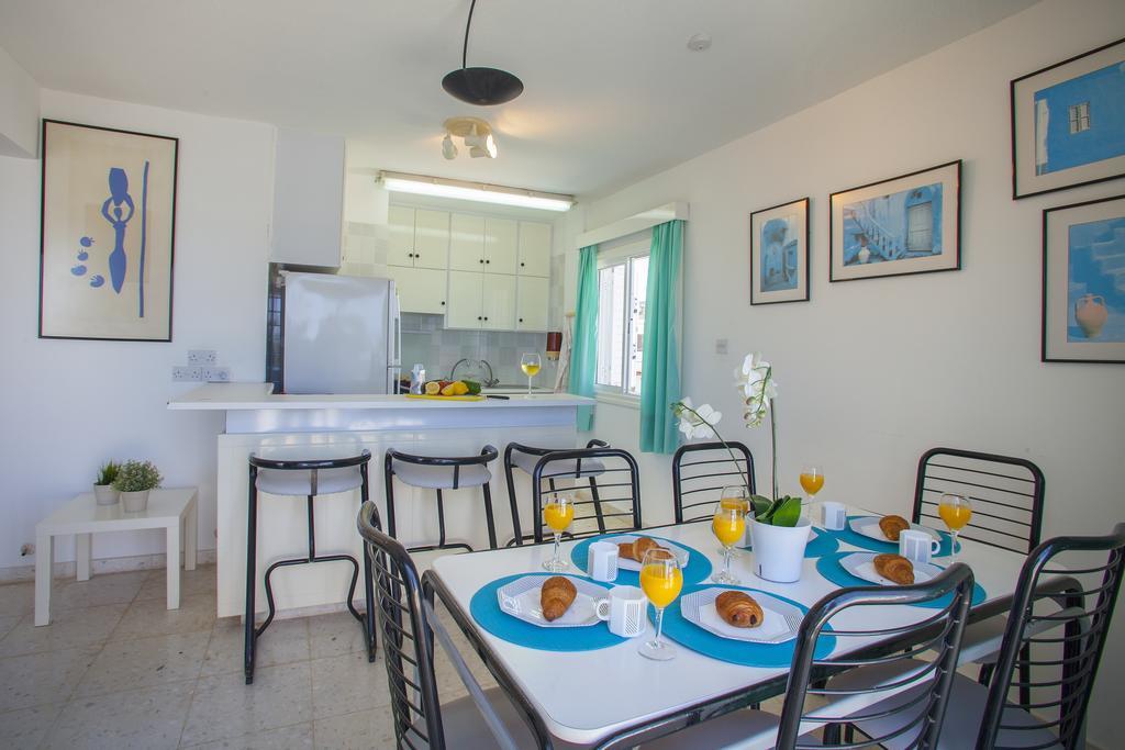 Protaras Holiday Suite Annie Екстер'єр фото
