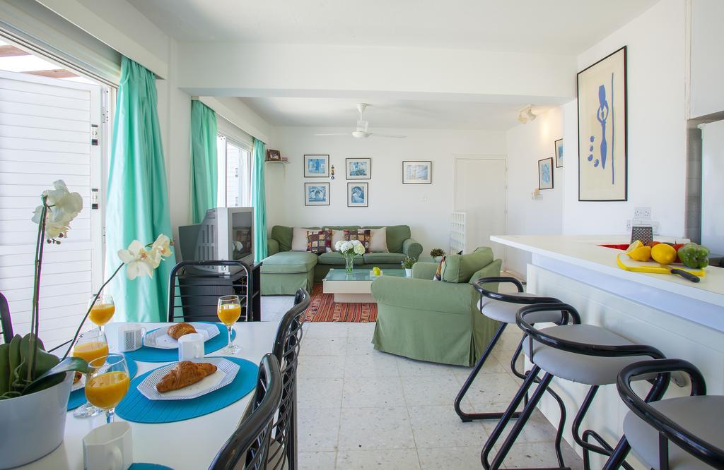 Protaras Holiday Suite Annie Екстер'єр фото