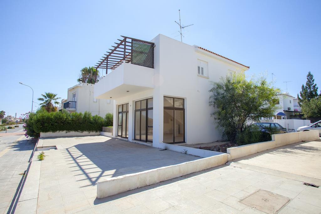Protaras Holiday Suite Annie Екстер'єр фото