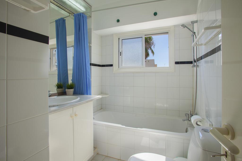 Protaras Holiday Suite Annie Екстер'єр фото